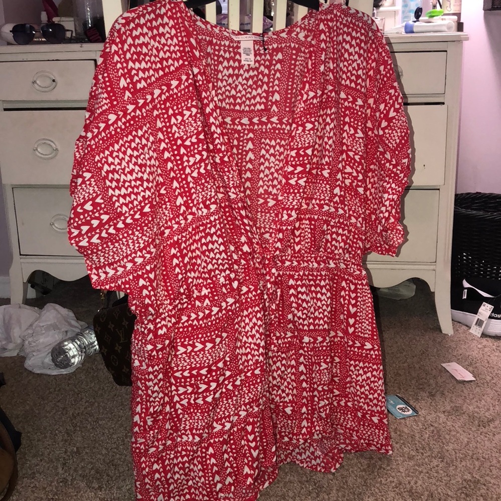 Brand new!! Victoria’s secret heart kimono!❤️